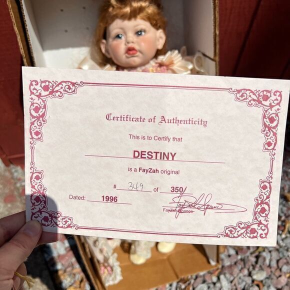 Vintage 1996 Fayzah Spanos‎ Collection Destiny Doll - Picture 12 of 12